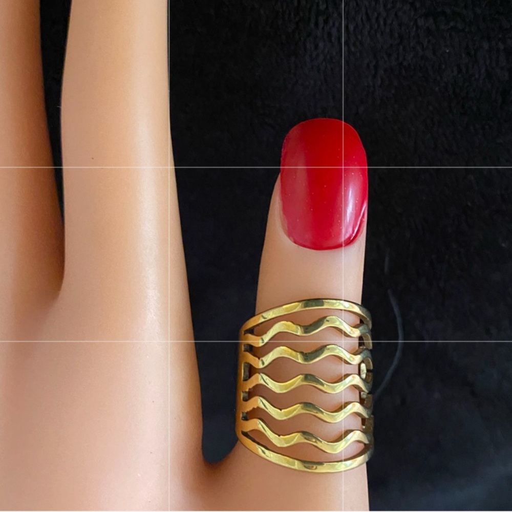 NWT- stainless steel Gold Wave Design Ring